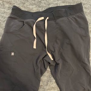 Kade cargo charcoal gray bottoms